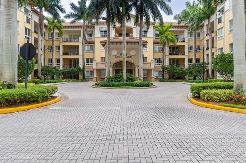146-16101 Emerald Estates Dr, Weston, FL, 33331-6111 | Card Image
