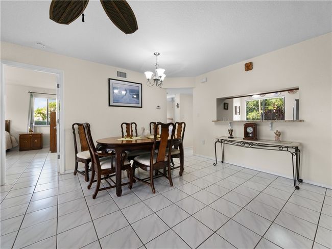 APT-2 - 5825 Marina Dr, House attached with 2 bedrooms, 2 bathrooms and null parking in Sebastian FL | Image 7