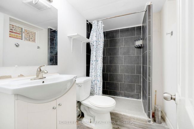4310 Bampfield St, House other with 6 bedrooms, 5 bathrooms and 2 parking in Niagara Falls ON | Image 29