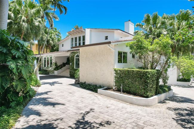 7233 Los Pinos Blvd, House other with 5 bedrooms, 6 bathrooms and null parking in Coral Gables FL | Image 7