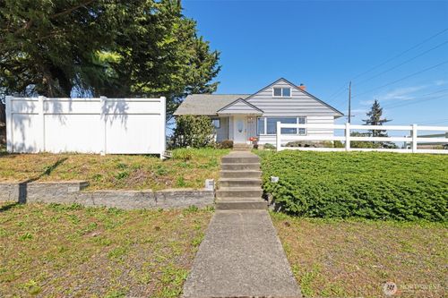 905 W 11th St, Port Angeles, WA, 98363-7206 | Card Image