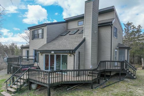 169 Haunted Cir, Coxsackie, NY, 12051 | Card Image