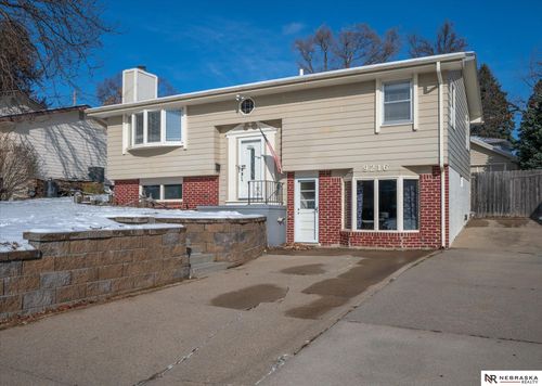 9216 Sprague St, Omaha, NE, 68134-4055 | Card Image