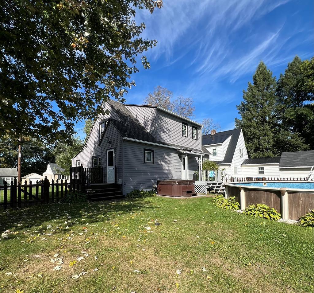 Hulett St, Horseheads, NY 14845
