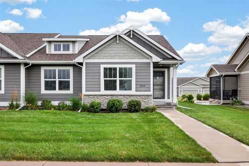 2719 Sw Prairie Trail Pkwy, Ankeny, IA, 50023-0016 | Card Image