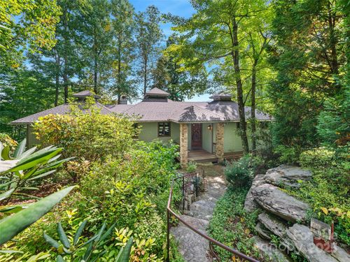 393 Deer Trail Dr, Burnsville, NC, 28714-6502 | Card Image