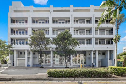 apt-303-3250 Grand Ave, Miami, FL, 33133-5034 | Card Image