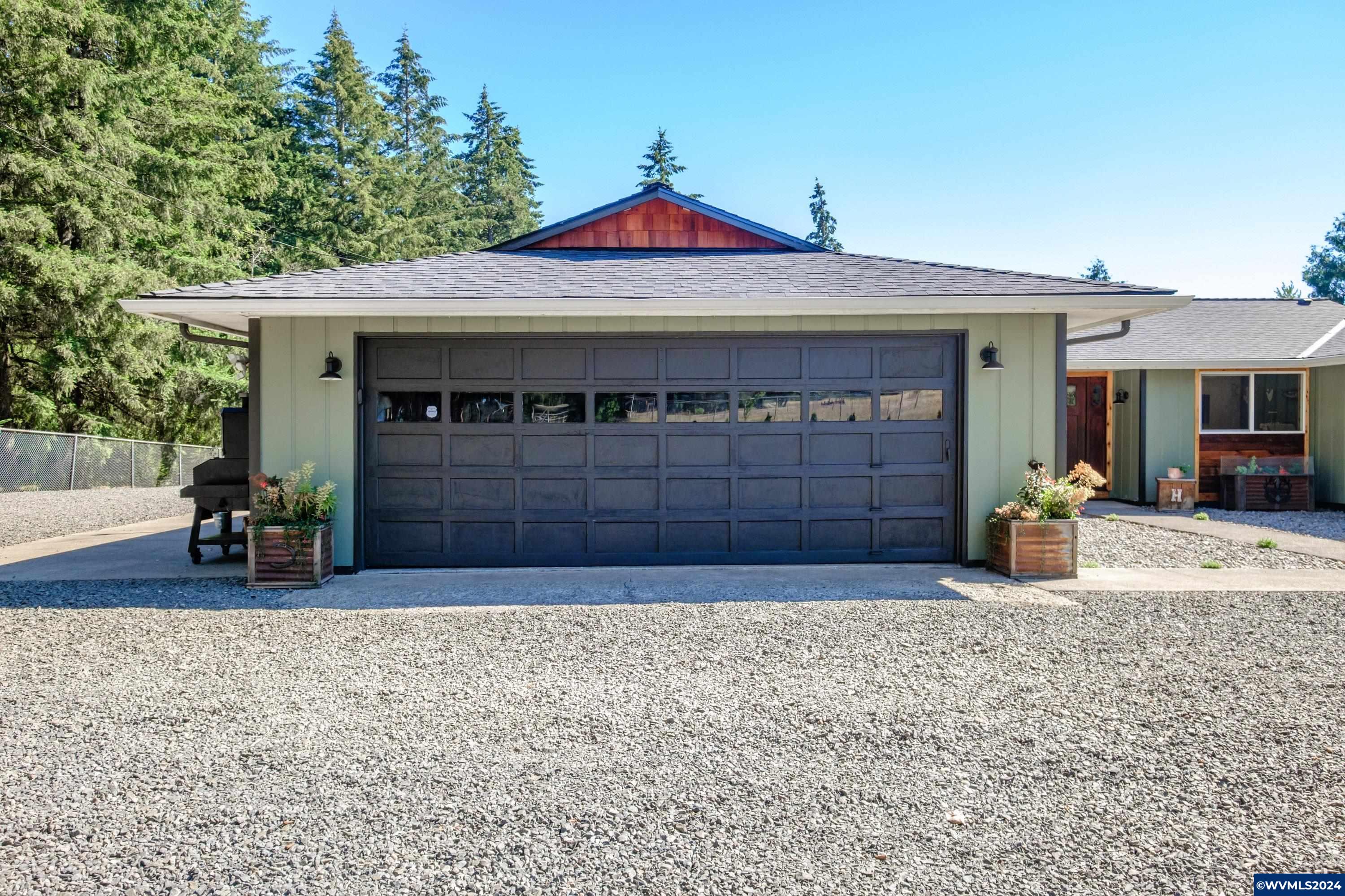 Lacomb Rd, Lebanon, OR 97355
