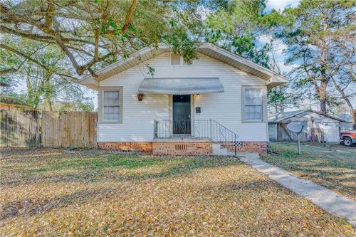 3 Canal St, Chickasaw, AL, 36611-2527 | Card Image