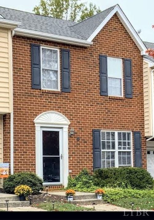 212-110 Aaron Pl, Lynchburg, VA, 24502-2481 | Card Image