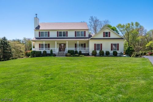 4 Kindred Ct, Basking Ridge, NJ, 07920-4302 | Card Image