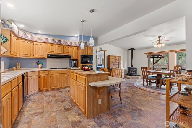 1027 Twisp River Rd, House other with 5 bedrooms, 3 bathrooms and 7 parking in Twisp WA | Image 7