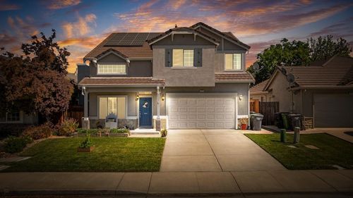 1827 Groveview Way, Tracy, CA, 95376-5320 | Card Image