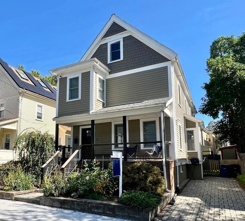 32 Gorham St, Somerville, MA, 02144-2728 | Card Image