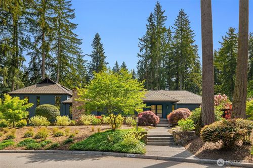 13403 Ne 33rd Ln, Bellevue, WA, 98005-1469 | Card Image