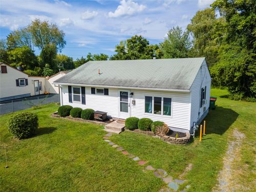 52 Van Wyck Dr, Poughkeepsie, NY, 12601-1534 | Card Image