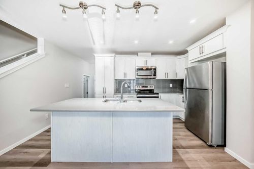 145 Yorkville Boulevard Sw, Calgary, AB, T2X4K4 | Card Image