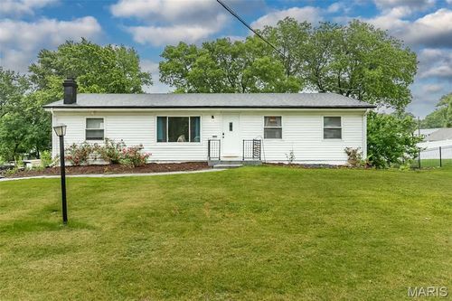1826 Elm Tree St, Saint Peters, MO, 63376-6608 | Card Image