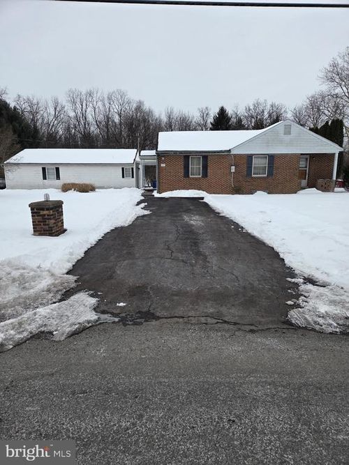 223 Woods Dr, MECHANICSBURG, PA, 17050-2635 | Card Image