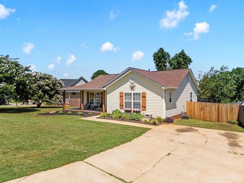 531 Plantation Creek Dr, Boiling Springs, SC, 29316-6805 | Card Image