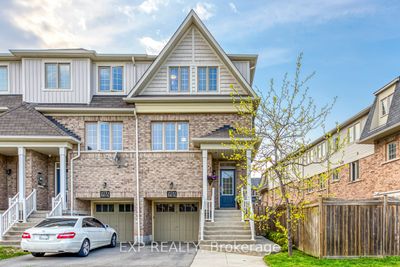 2151 Fiddlers Way, Home with 3 bedrooms, 3 bathrooms and 2 parking in Oakville ON | Image 1