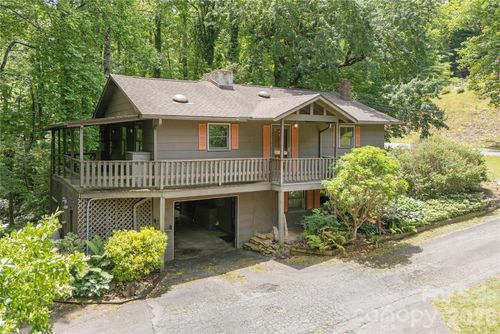 102 Valley Vista Dr, Black Mountain, NC, 28711-2625 | Card Image