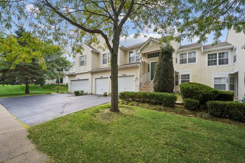 1446 Meadowsedge Ln, Carpentersville, IL, 60110-3409 | Card Image