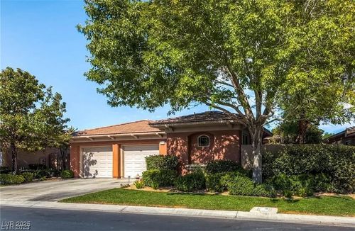 104 Emerald Dunes Cir, Henderson, NV, 89052-6616 | Card Image