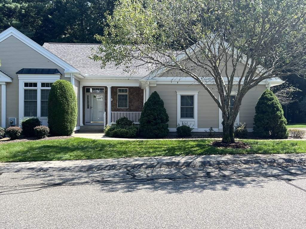 High Pine Cir, Wilbraham, MA 01095