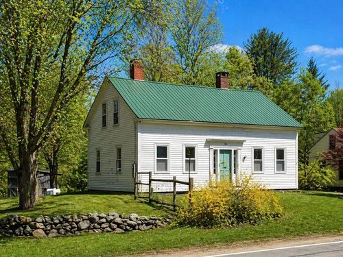 53 East St, Petersham, MA, 01366-9739 | Card Image