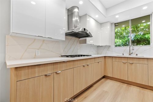 111-12633 Moorpark St, Studio City, CA, 91604 | Card Image