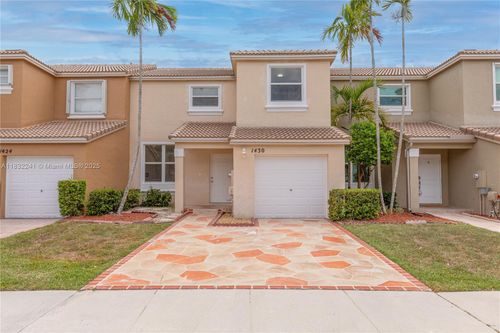 1430-1430 Nw 154th Ln, Pembroke Pines, FL, 33028-1660 | Card Image