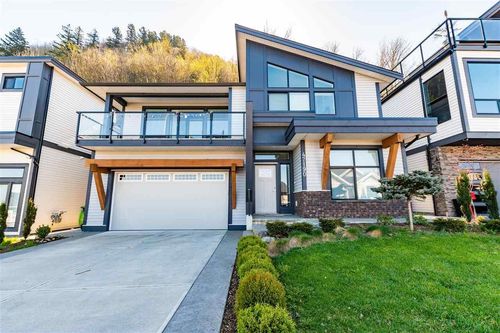 47190 Sylvan Dr, Chilliwack, BC, V2R0R8 | Card Image
