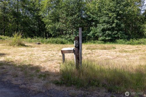 1875 Ne Sipes Ln, Bremerton, WA, 98311-9361 | Card Image