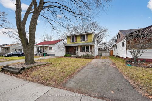 283 Ivon Avenue, Hamilton, ON, L8H5T3 | Card Image