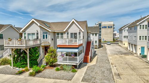 apt-1-519 E 5th Ave, North Wildwood, NJ, 08260-6194 | Card Image