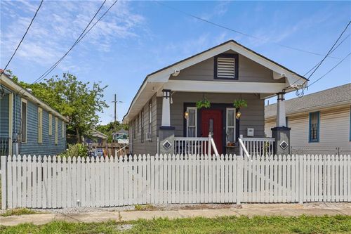 1734 Congress St, New Orleans, LA, 70117-5139 | Card Image