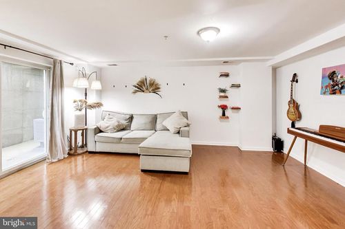 b2-5414 1st Pl Nw, WASHINGTON, DC, 20011-5248 | Card Image