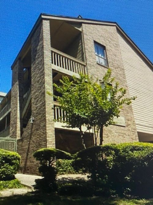 305-2210 Pearl St, Austin, TX, 78705-5031 | Card Image