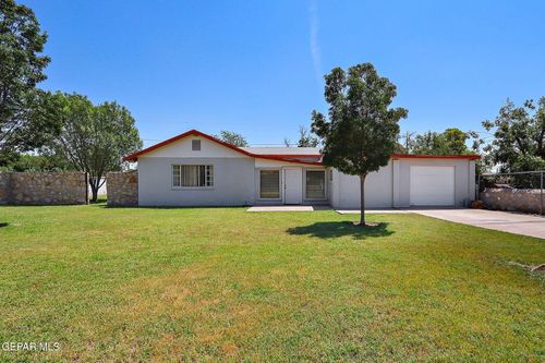 122 N Pendell Rd, El Paso, TX, 79905-3018 | Card Image