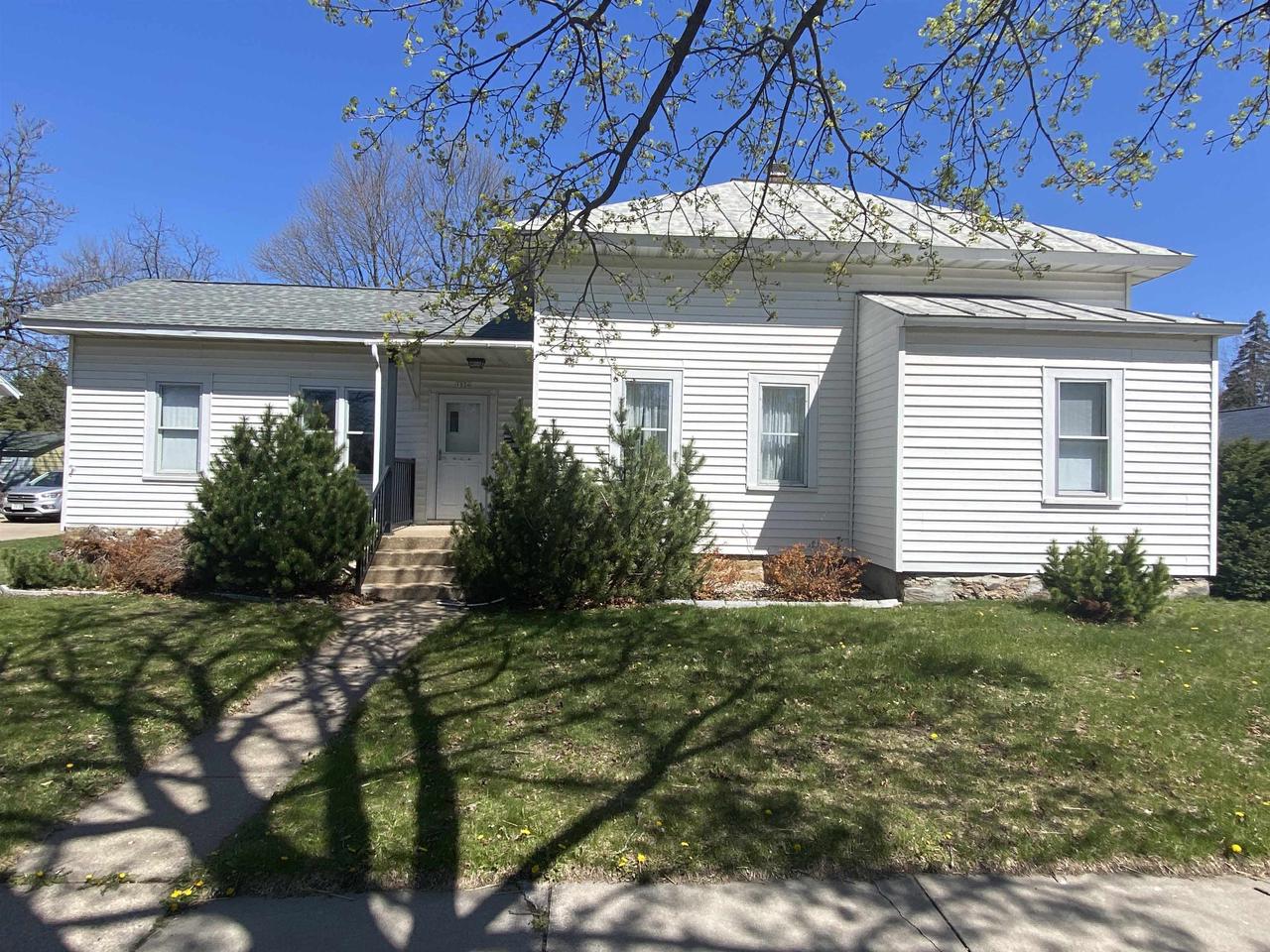 4th Ave, Stevens Point, WI 54481