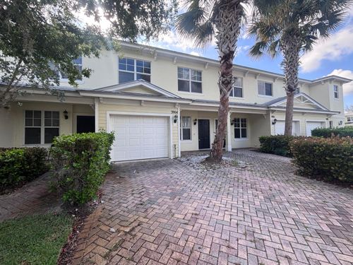 3904 Sabal Way, FORT PIERCE, FL, 34981-5117 | Card Image