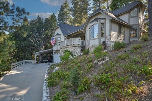 196 Fairway Dr, Lake Arrowhead, CA, 92352-9764 | Card Image