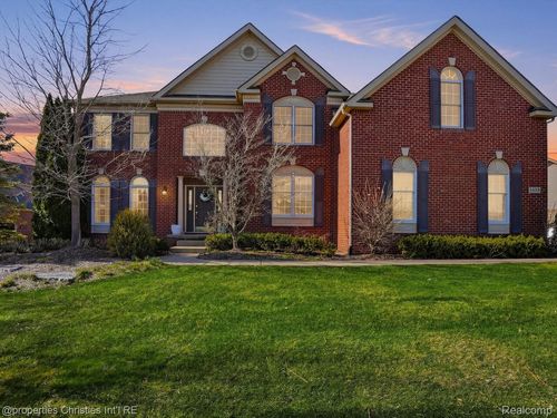 18825 Heather Ridge Dr, Northville, MI, 48168-6813 | Card Image