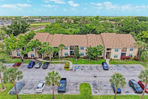 12-4040 Crockers Lake Blvd, SARASOTA, FL, 34238-5536 | Card Image