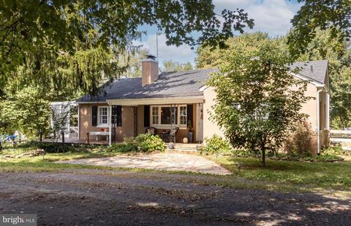 1548 Weston Ln, MIDDLEBURG, VA, 20117-5315 | Card Image