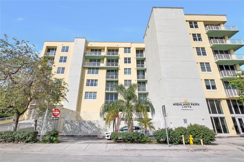 ph-4-1350 Nw 8th Ct, Miami, FL, 33136-2325 | Card Image