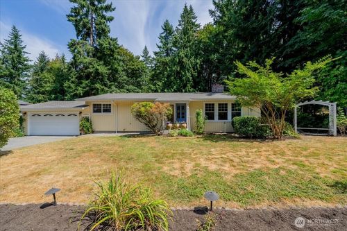 15518 76th Pl Ne, Kenmore, WA, 98028-4619 | Card Image