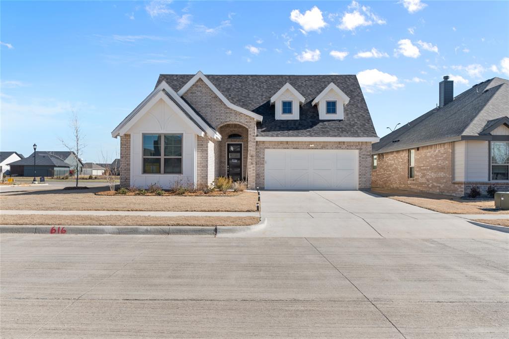 Wood Brook Ln, Burleson, TX 76028