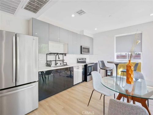 3105 W Normandie Avenue, Los Angeles, CA, 90018 | Card Image